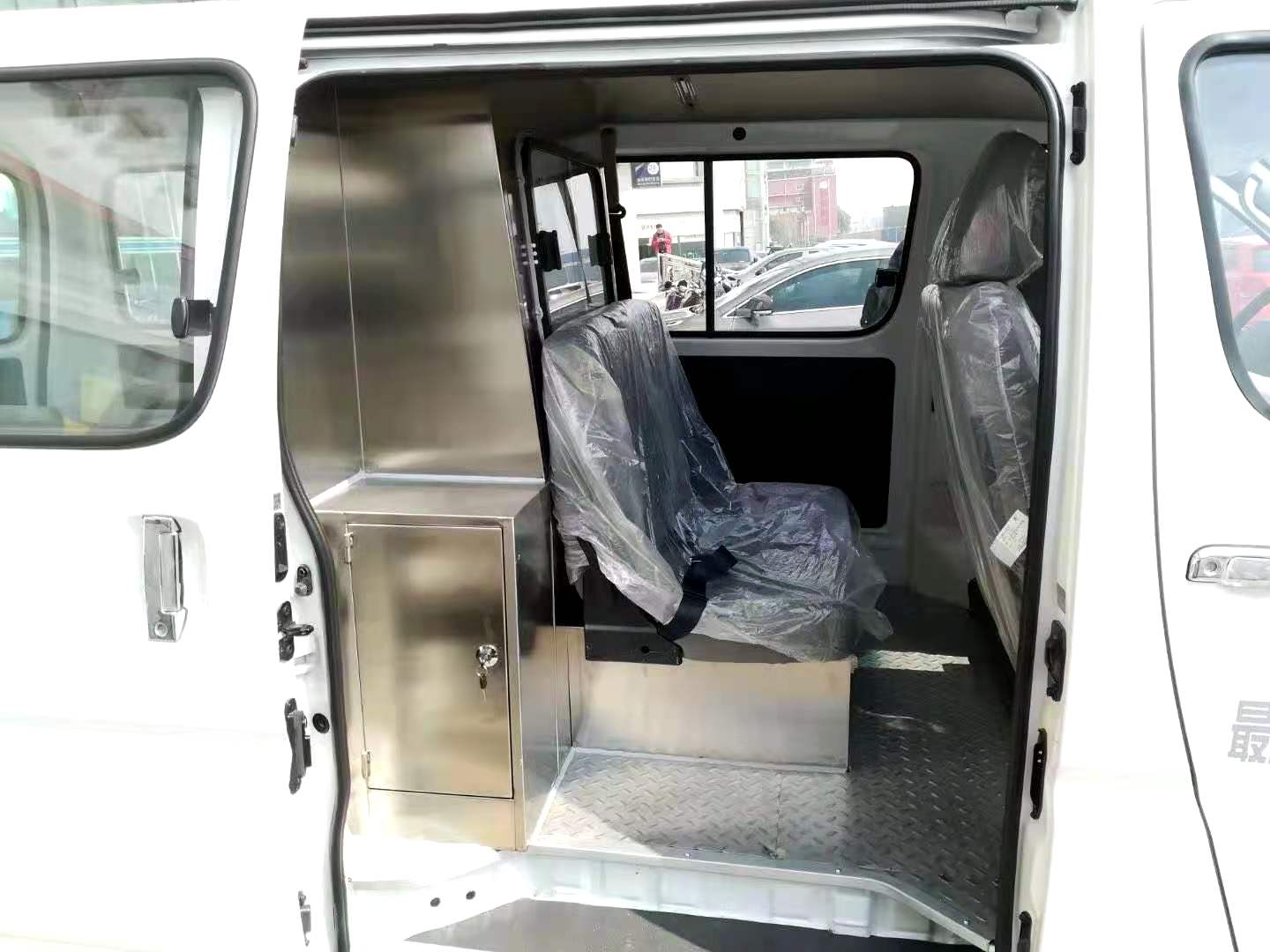 灵车出租