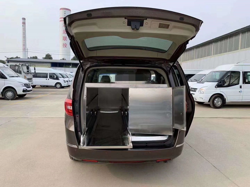 出租灵车